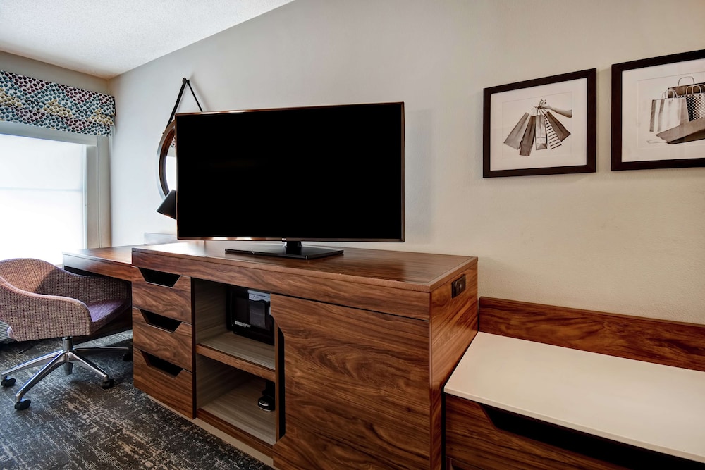 Hampton Inn Atlanta Mall Of Georgia - photo 5