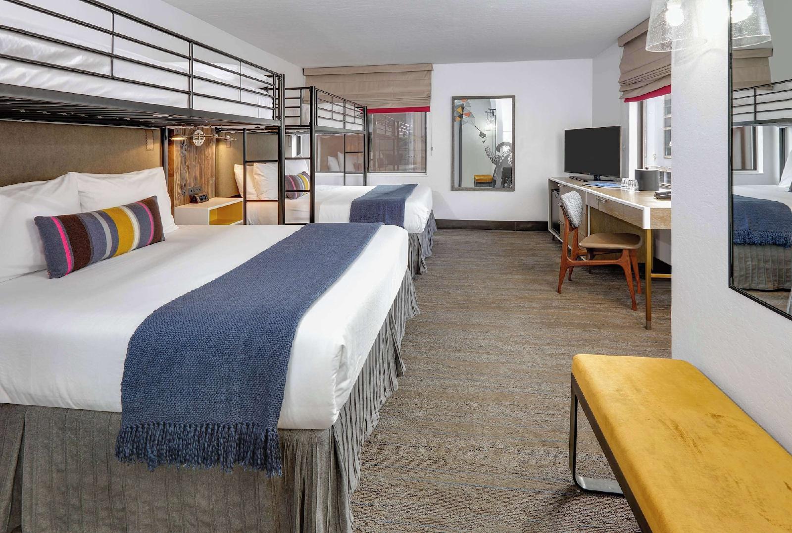 Park Tahoe Inn - photo 53