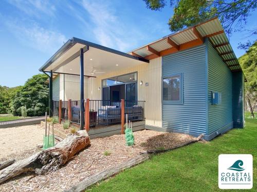 Superior Poolside Retreat Resort in Cowes, Australia