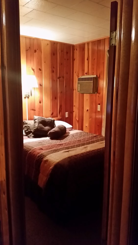 Mystic Valley Inn - photo 19