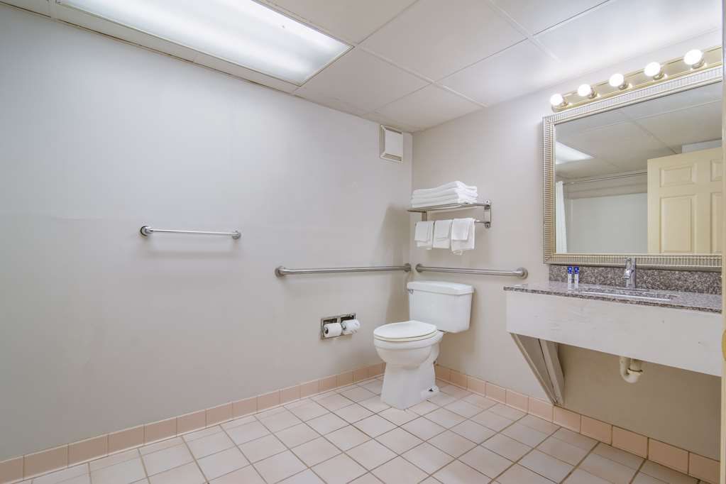 Americas Best Value Inn Wadesboro - photo 17