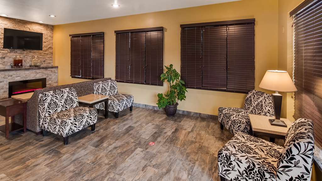 Best Western Rama Inn - photo 5