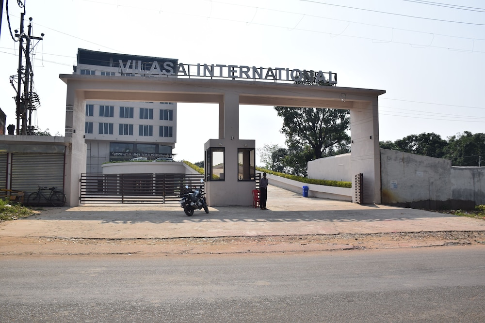 Hotel Vilasa International in Sohagpur, India
