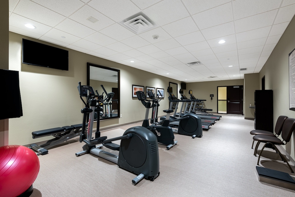 Staybridge Suites Eau Claire Altoona by IHG - photo 39