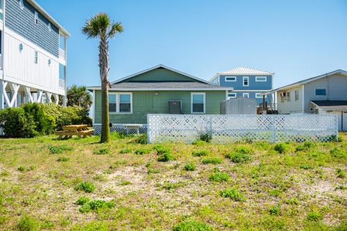 Jerseys Shore by Oak Island Accommodations - featured photo