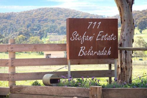 Belaradah on Stefani Estate Winery — hotel in Healesville