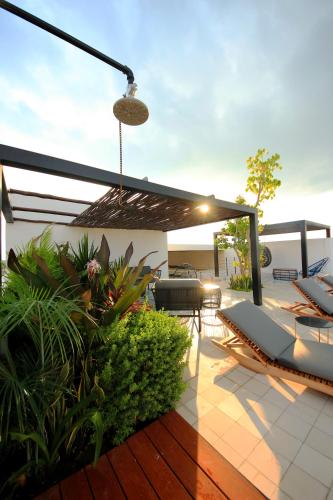 Apartment near the beach rooftop pool sea view. — 4-Star Luxury Hotel in Playa Del Carmen, Mexico