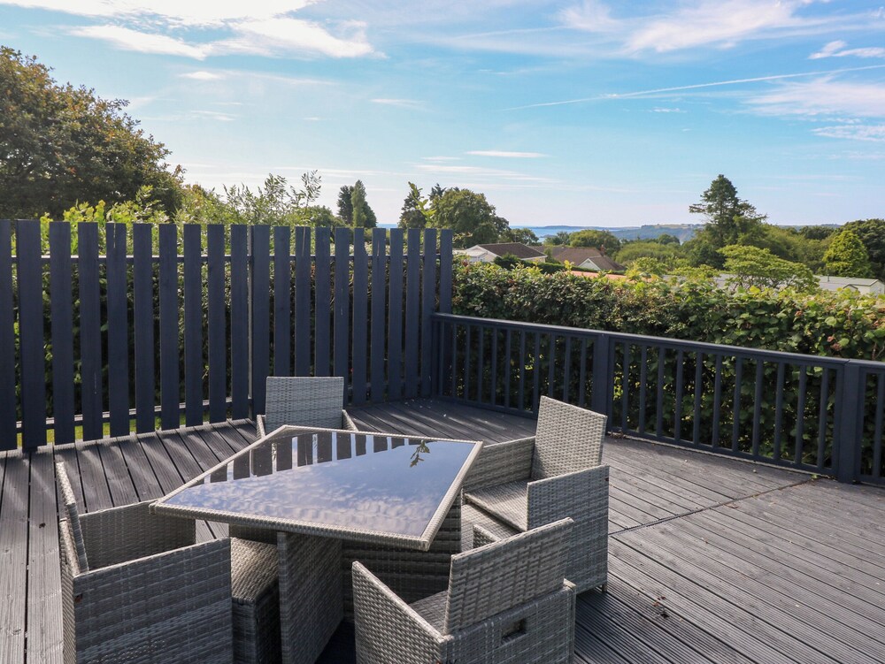 Oakland Cottage — 4-Star Luxury Hotel in Narberth, United Kingdom