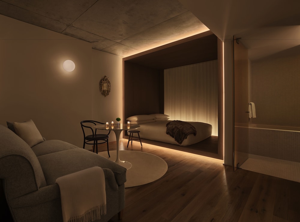 PUBLIC an Ian Schrager hotel - photo 6