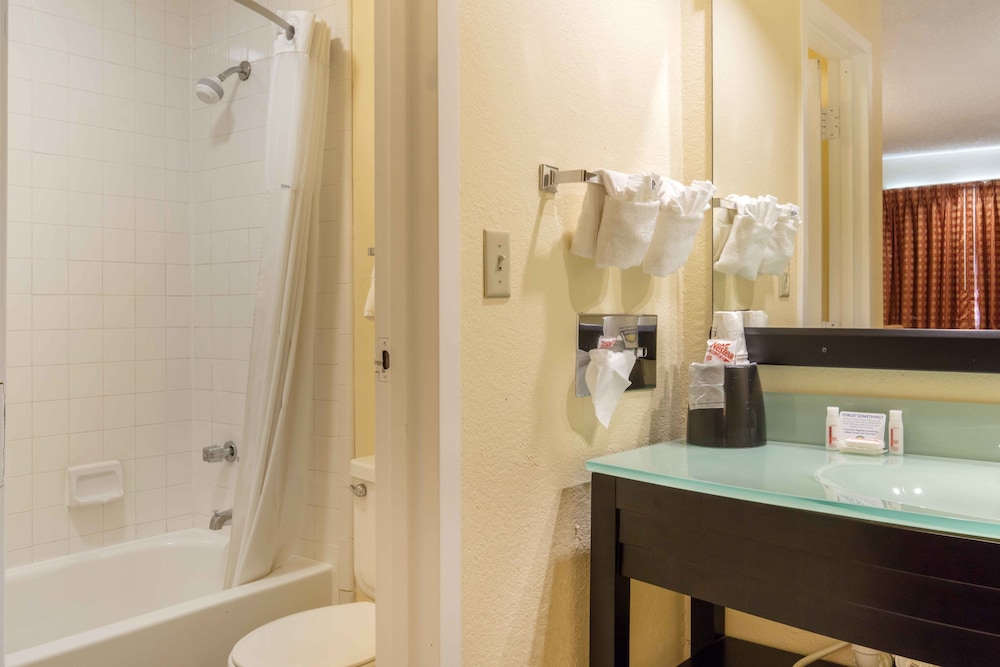 Motel 6 Little Rock AR Airport - photo 25