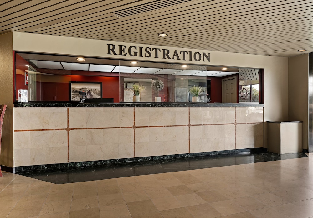 Red Roof Inn Reading - photo 3