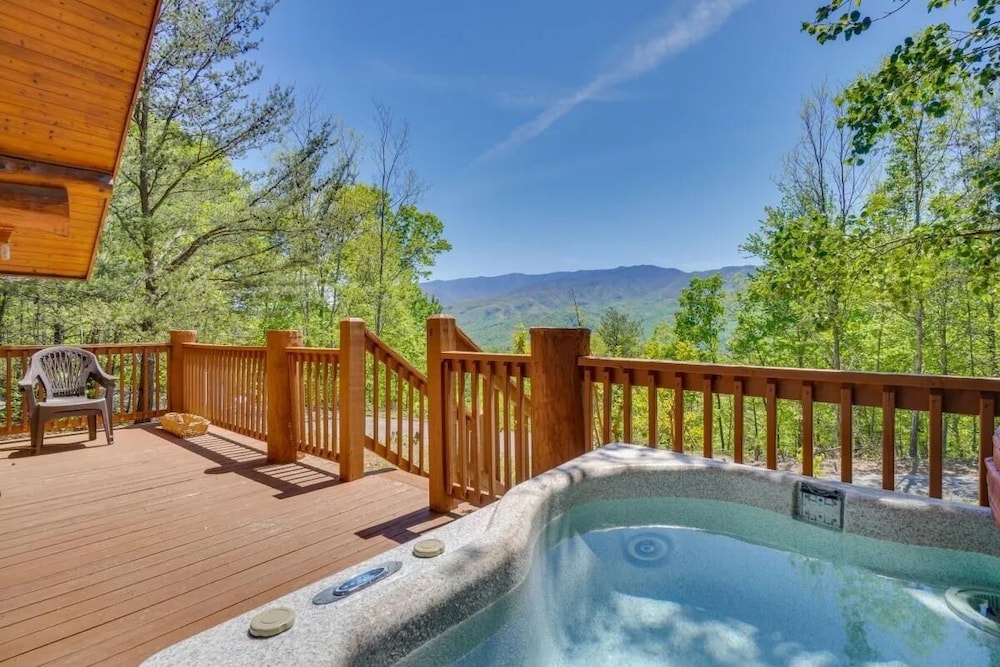 American Views 2 Bedroom Cabin by Heavenly Views Resort - photo 13