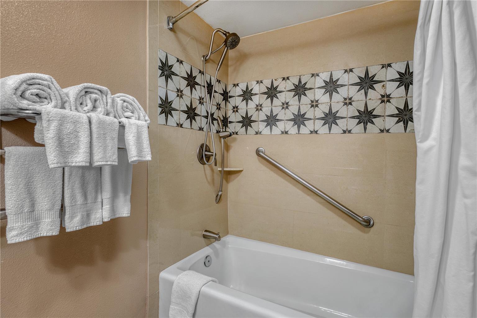 SureStay Hotel by Best Western Camarillo - photo 21