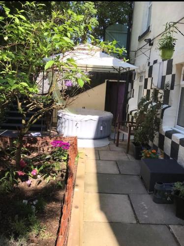 The Old Post Office Knaresborough — 4-Star Luxury Hotel in Knaresborough, United Kingdom