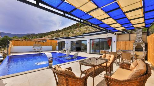 Saribelen Village 2 Bedroom Villa — 4-Star Luxury Hotel in Kalkan, Turkey