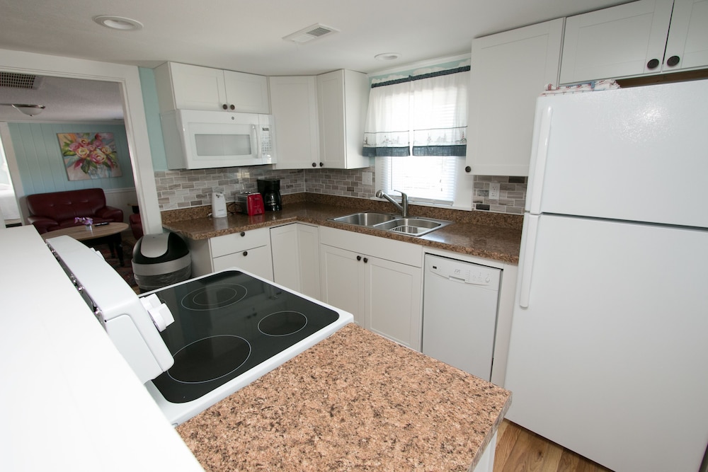 Outer Banks Motel Village Accommodations - photo 14