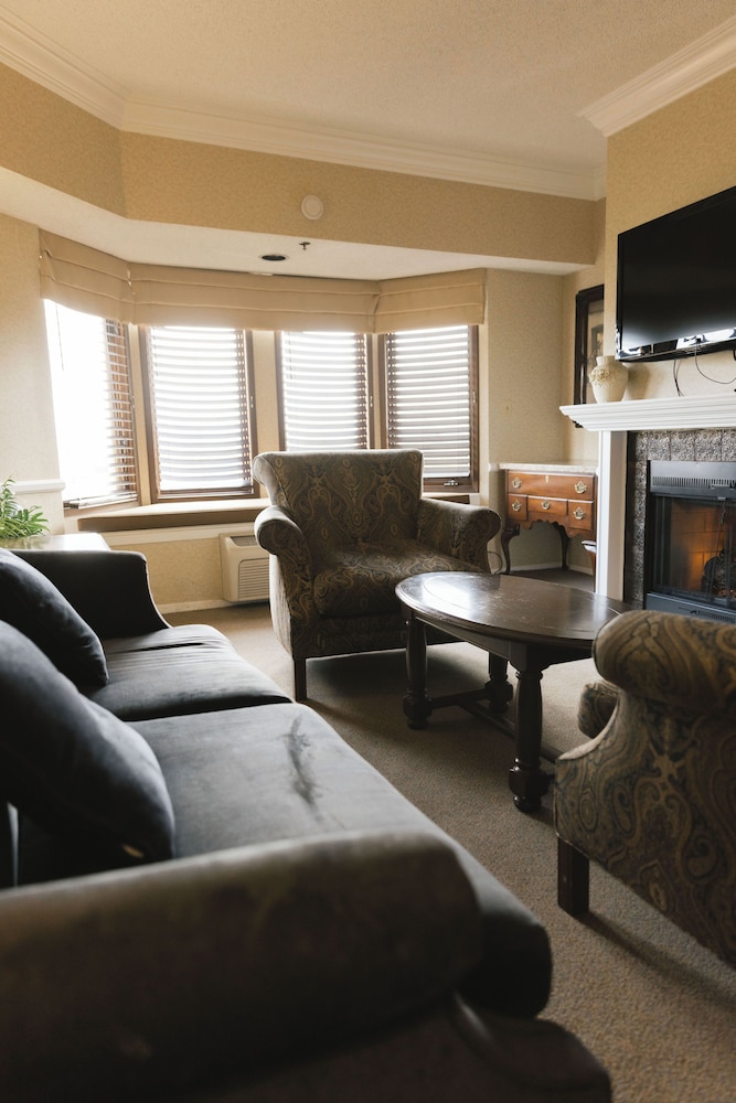 Historic Santa Maria Inn - photo 33
