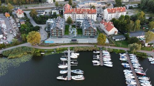 Apartament Horyzont Z Widokiem Na Jezioro Drwęckie Royal Aparts Ostróda — 4-Star Luxury Hotel in Ostroda, Poland