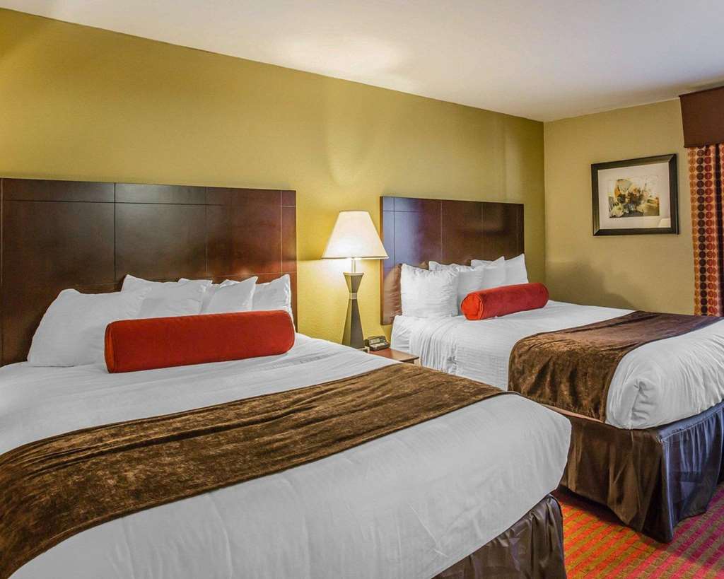 Quality Suites Nashville Airport - photo 20
