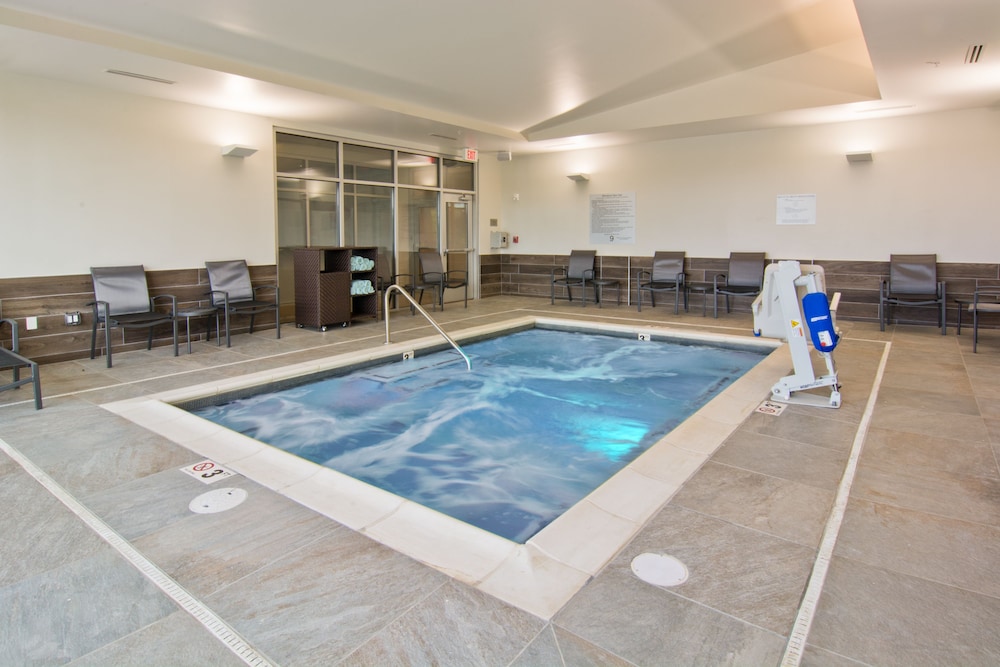 Fairfield Inn & Suites by Marriott Nashville Airport - featured photo