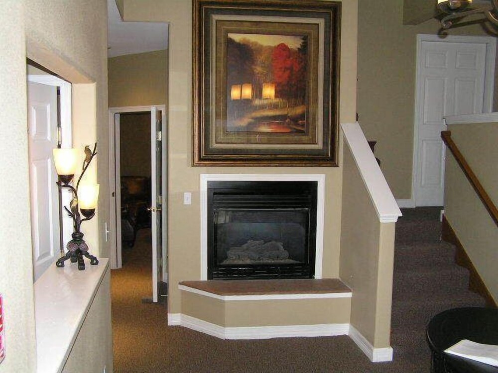Breckenridge Boutique Hotel - photo 2