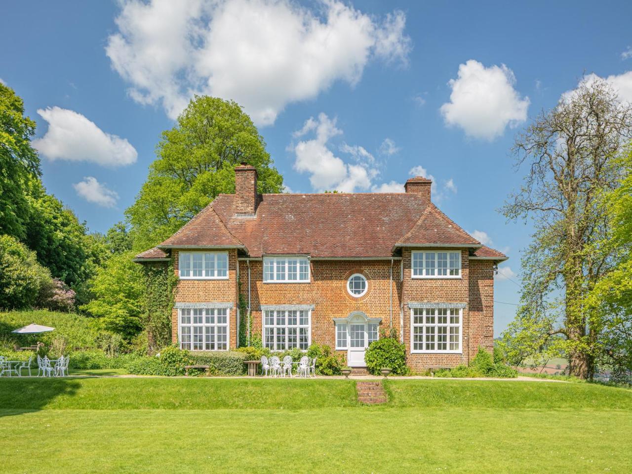 Castle Hill House — 4-Star Luxury Hotel in Sidmouth, United Kingdom