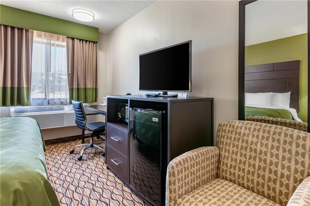 Quality Inn New London - photo 12