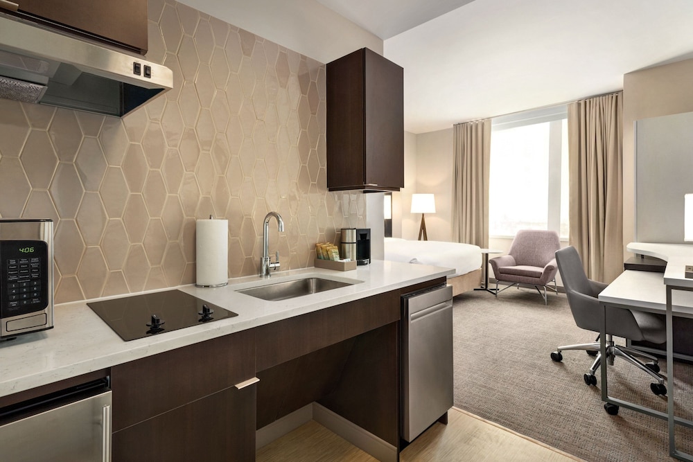 Residence Inn by Marriott New York JFK Airport - photo 18