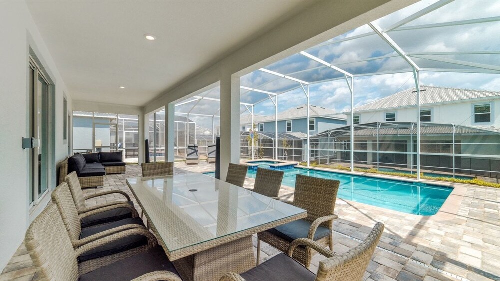 Grhhzd9088 Champions Gate Resort 9 Bed 5 Baths House — 4-Star Luxury Hotel in Davenport, United States