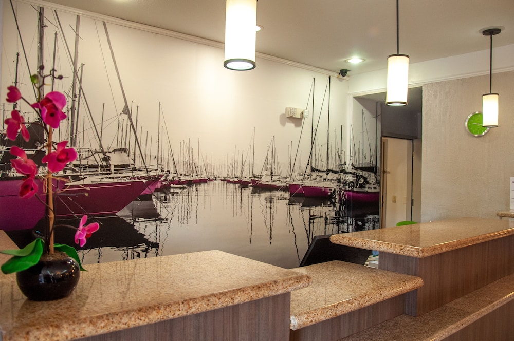 Kemah Edgewater Hotel SureStay Collection by Best Western - photo 4