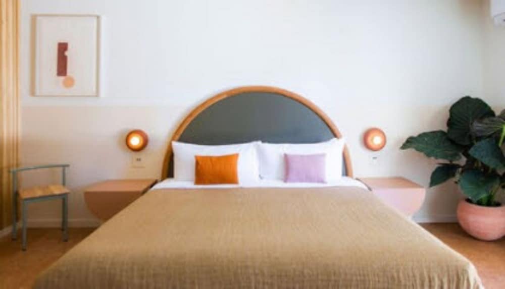 The Capri Hotel - photo 3