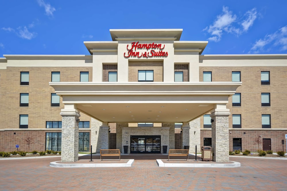 Hampton Inn Suites Detroit Warren — Warren