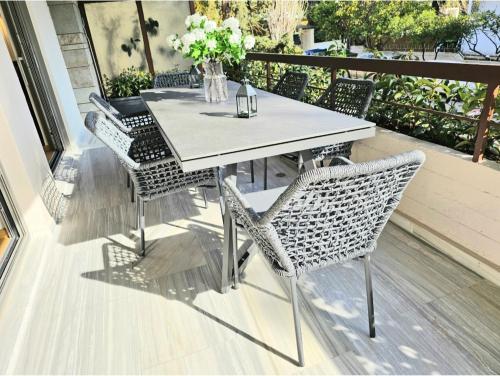 Filothei Luxury Apartment 110m2 — 4-Star Luxury Hotel in Athens, Greece