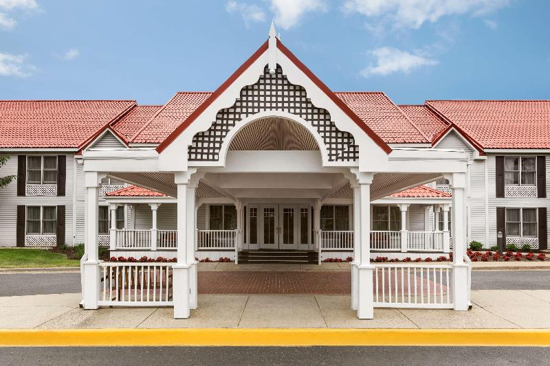 Country Inn & Suites by Radisson Holland MI - photo 26