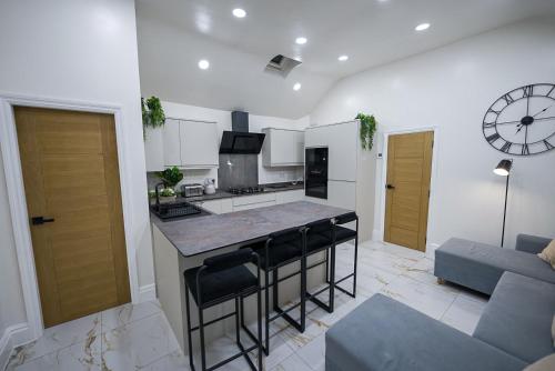Cozy Charming Bungalow Brand New — 4-Star Luxury Hotel in Preston, United Kingdom