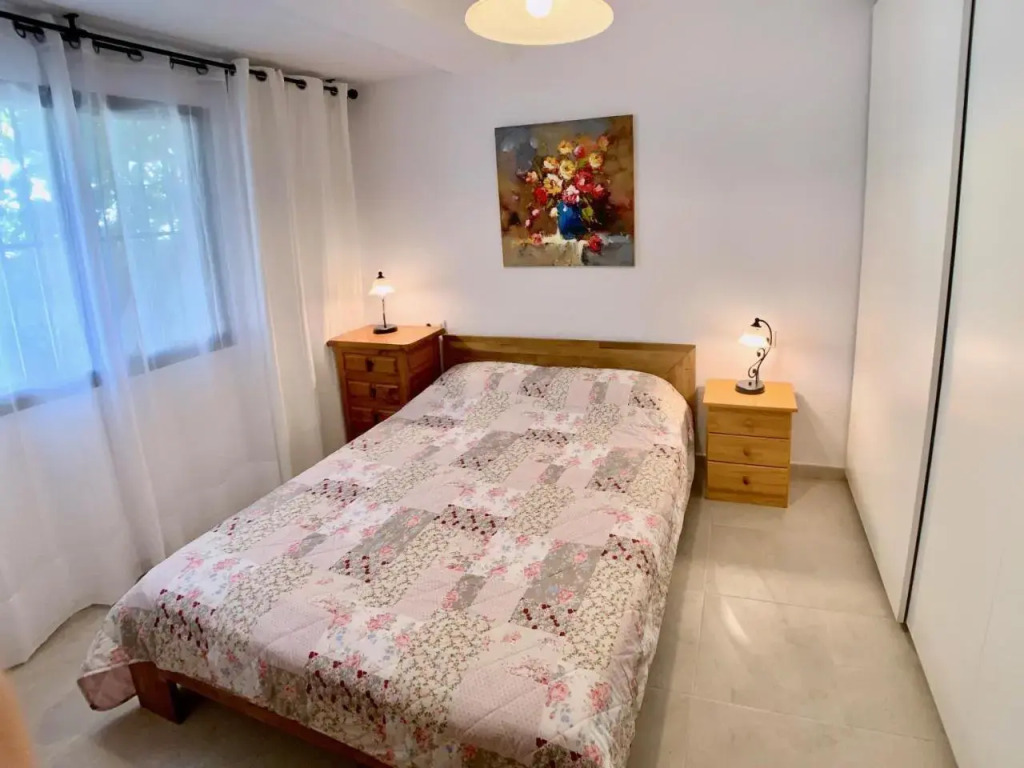 Grupo Turis in Calp, Spain