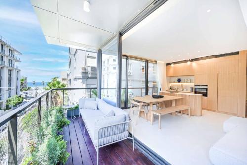 La Suite 3BR near the Beach by HolyGuest — 4-Star Luxury Hotel in Tel Aviv, Israel