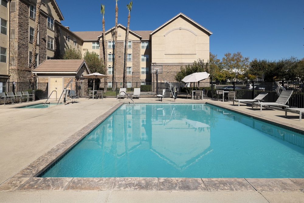Homewood Suites by Hilton Ontario Rancho Cucamonga - photo 23