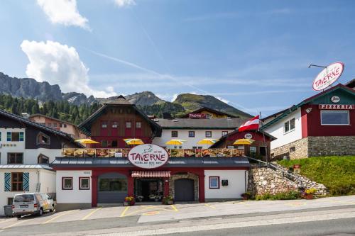 Party Hotel Taverne — hotel in Tweng