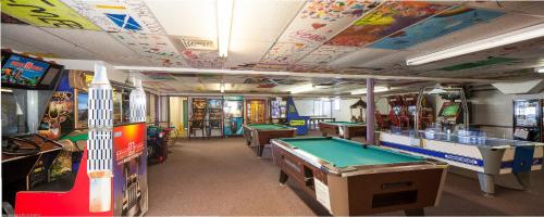 Circle M Camping Resort Loft Park Model 18 - photo 12