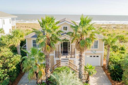 211 E Arctic Tee Fore Two Oceanfront 4 Bedrooms in Folly Beach, United States