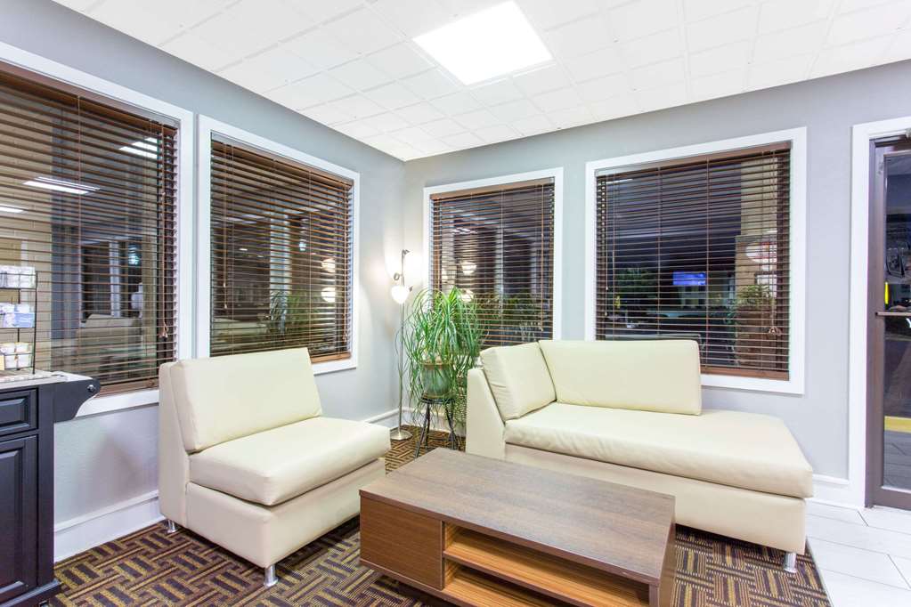 Super 8 by Wyndham Wytheville - photo 3