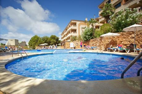 Seramar Sunna Park Hotel & Apartments in Peguera, Spain