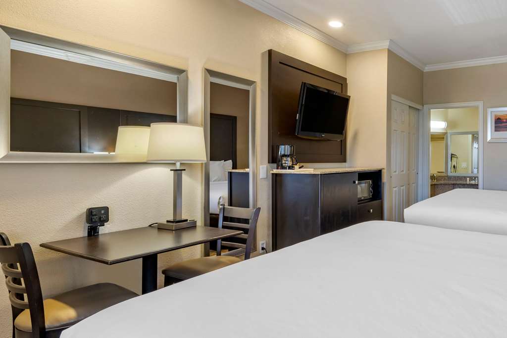 Comfort Inn & Suites Huntington Beach - photo 7