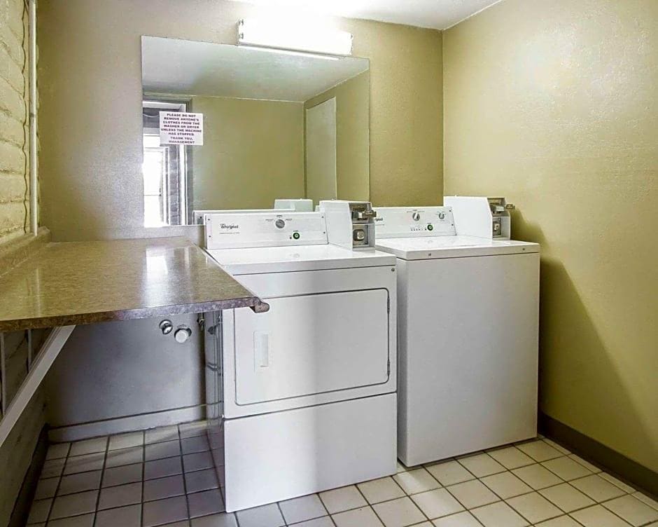 Quality Inn Sierra Vista - photo 18