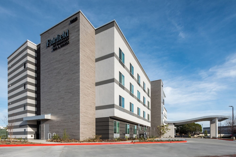 Fairfield Inn & Suites by Marriott Anaheim Los Alamitos - photo 47