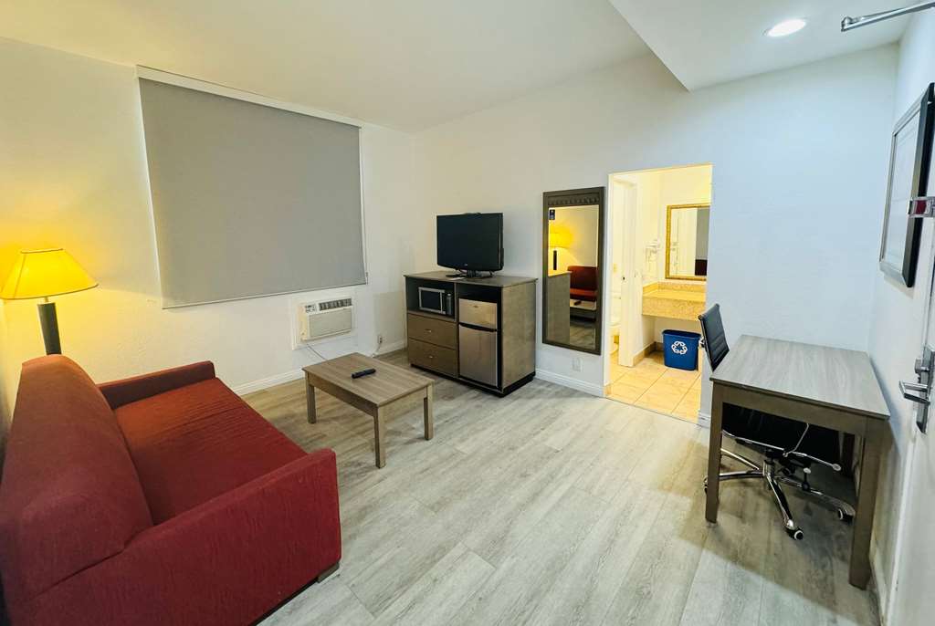 Ramada by Wyndham San Diego Airport - photo 35