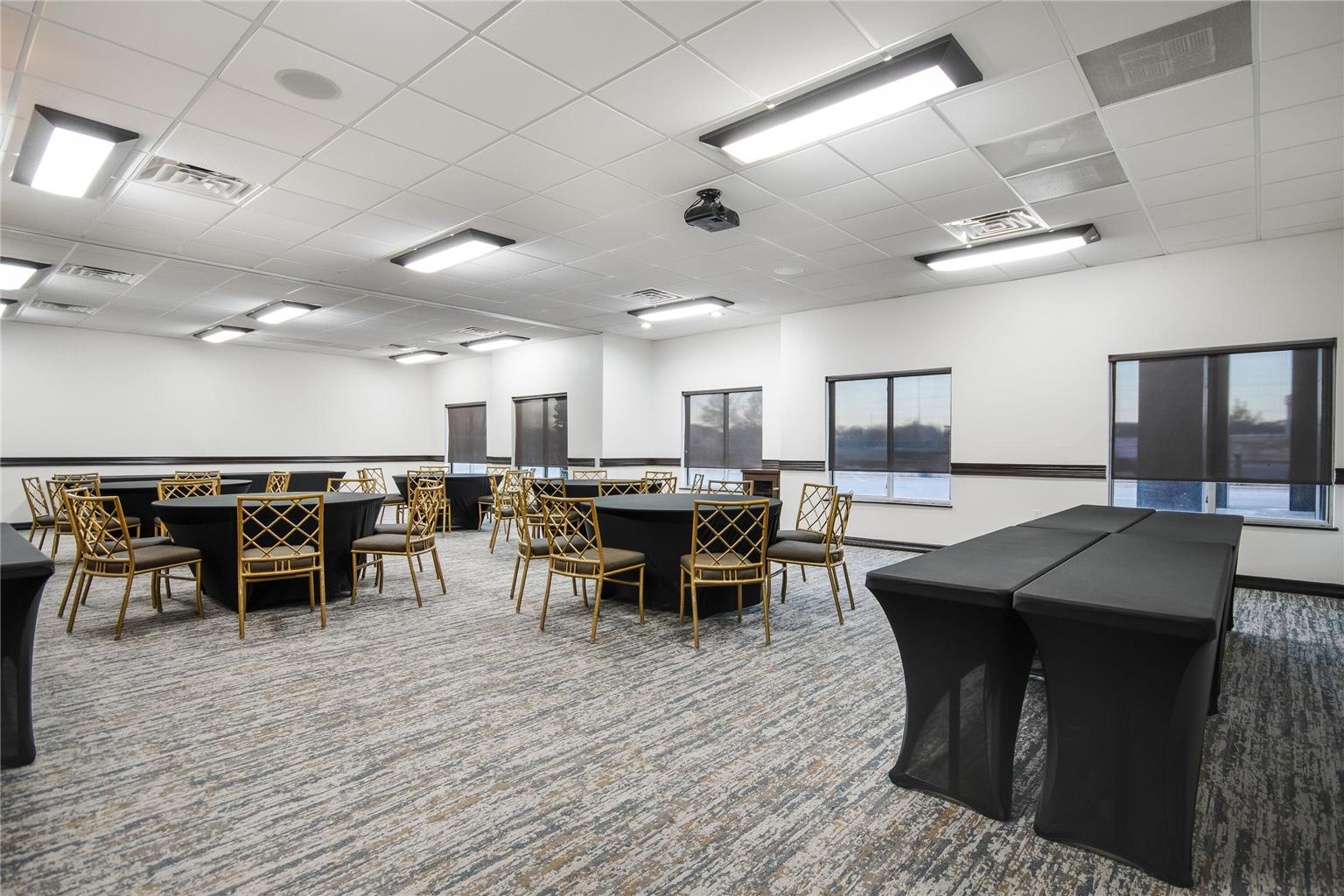 Hawthorn Suites by Wyndham Lubbock - photo 42