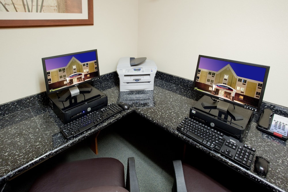 Candlewood Suites Colonial Heights Fort Lee by IHG - photo 17