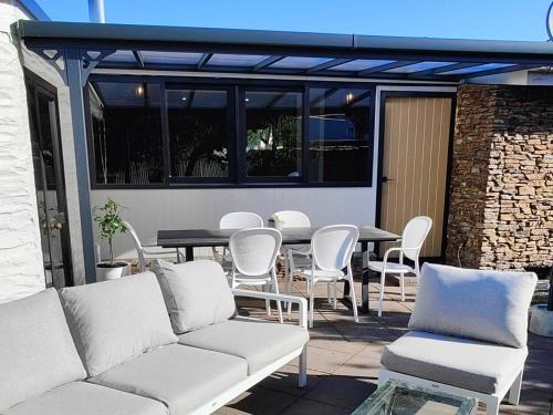 Holiday retreat in the heart of old Cromwell in Cromwell, New Zealand